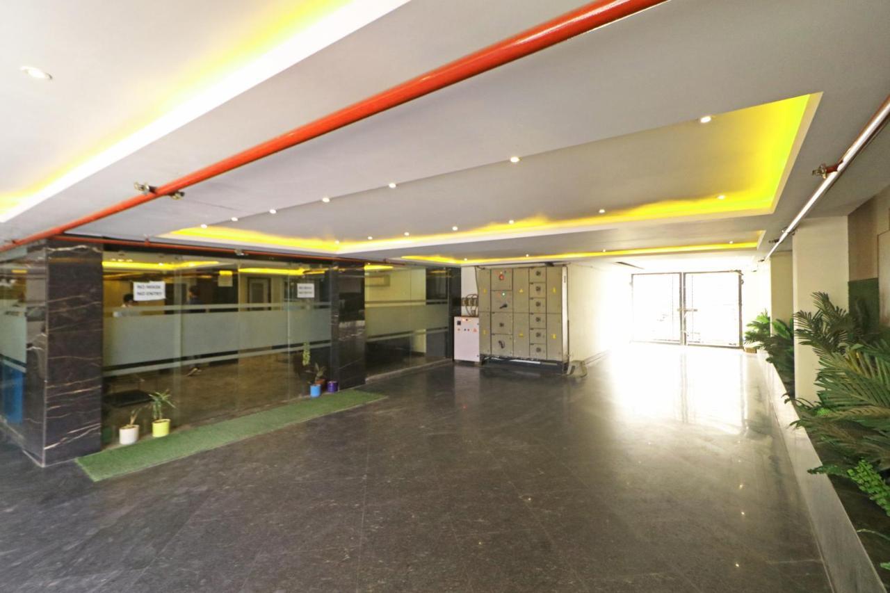 The Ivy Grand Hotel In City Centre With Free Secured Parking Nova Deli Exterior foto